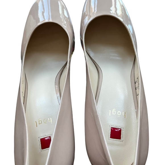 HOGL Beige Patent Leather Pumps - Picture 4 of 10